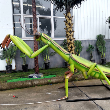 แมลง animatronic ยักษ์ Mantis Model สำหรับขาย
