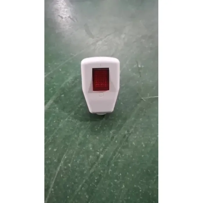 Steker 2 Pin dengan Bumi dan Sakelar (P7055)