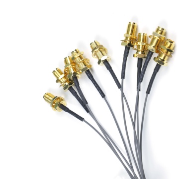 China Herstellung von SMA zu IPEX FEMAL FEMAL ZITTEL 1.13 Kabel