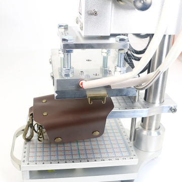 Accessori per macchine per goffratura: cuscinetti in silicone applicabili