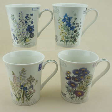 Fine China 390mL Mugs with Vintage Design, Ideal for Gifts and Promotions, Passed FDA