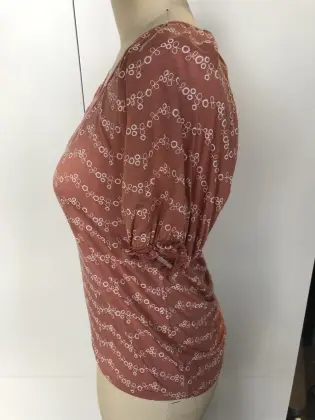 Round neck checked with short sleeves