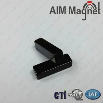30mm x 20mm x 7.50mm rubber Coating Permanent magnet