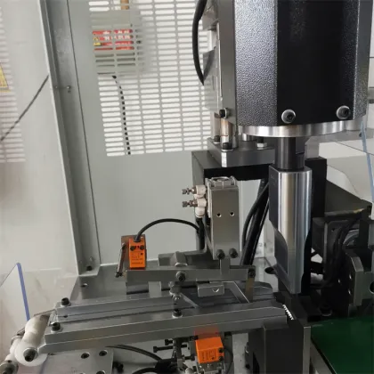 Metal Zipper Cutting machine