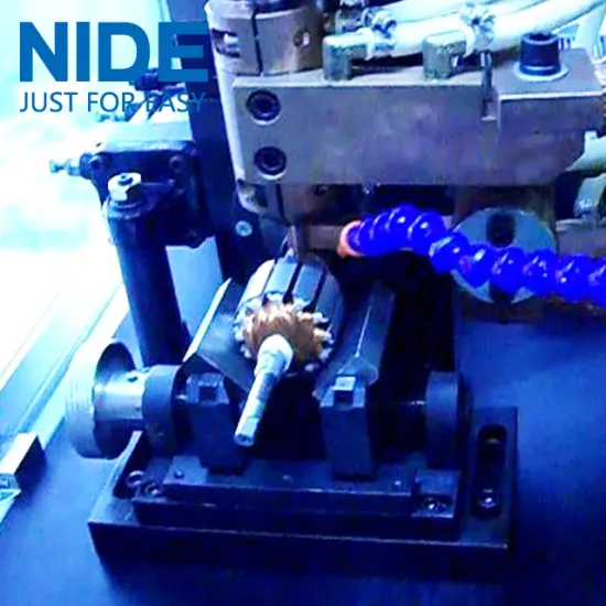 Rotor single head commutator hook welder