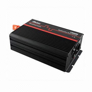 1,000W DC to AC Modified Sine Wave/Car Power Inverter, Sized 210 x 150 x 70mm