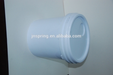plastic bucket with lid and handle