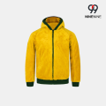 Chaqueta polar con capucha para niños