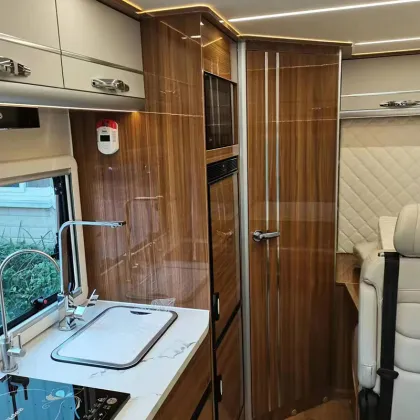 Changan Fengjing Blue Whale Tourer RV 2023: 2.4T Enjoyment Extreme Edition Gasoline Motorhome