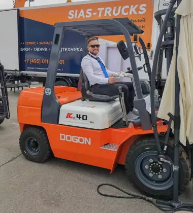 New 4 Ton Diesel Dou Gong Forklift
