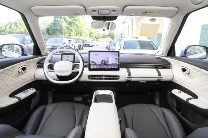 Nammi 01: The New Dongfeng Nano Box Small Electric EV Car - China's 5-Door 5-Seater Smart Auto
