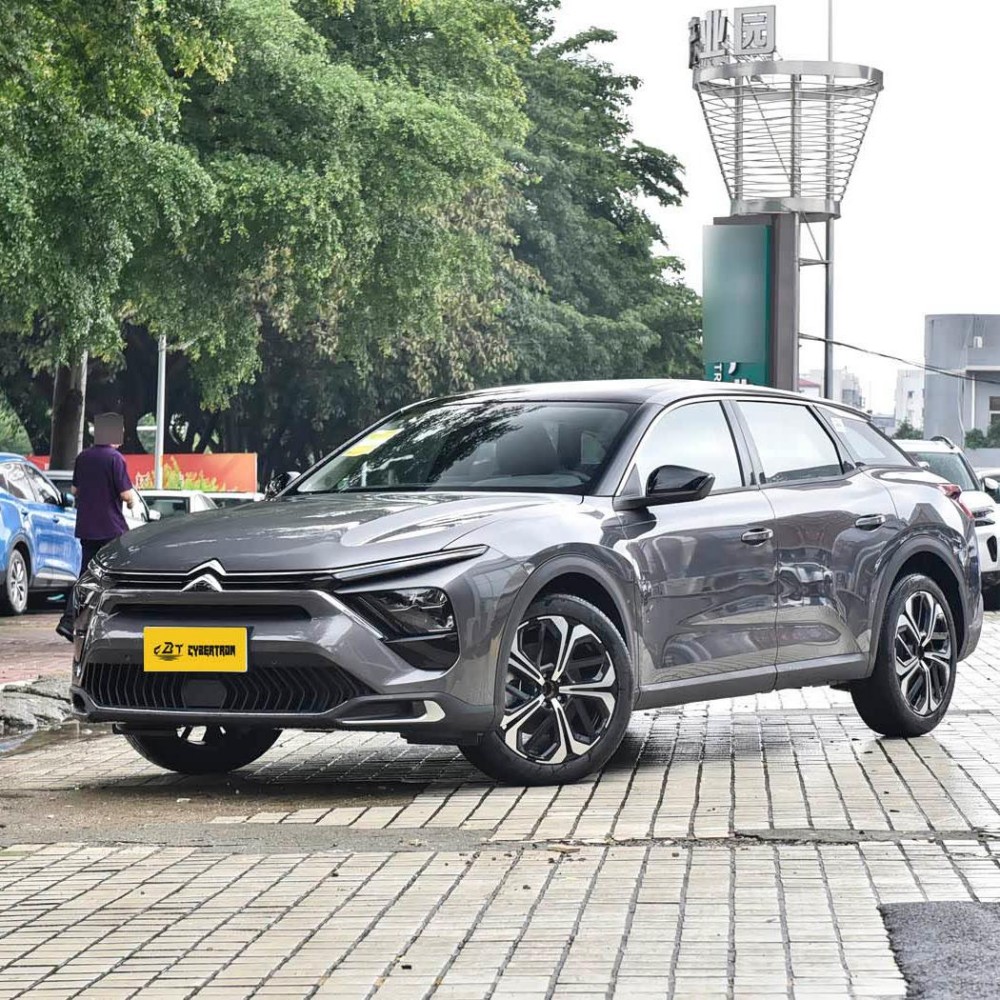 The 2024 Citroën Versailles C5 X