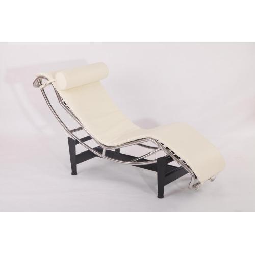 Réplique de chaise longue en cuir LC4 Le Corbusier