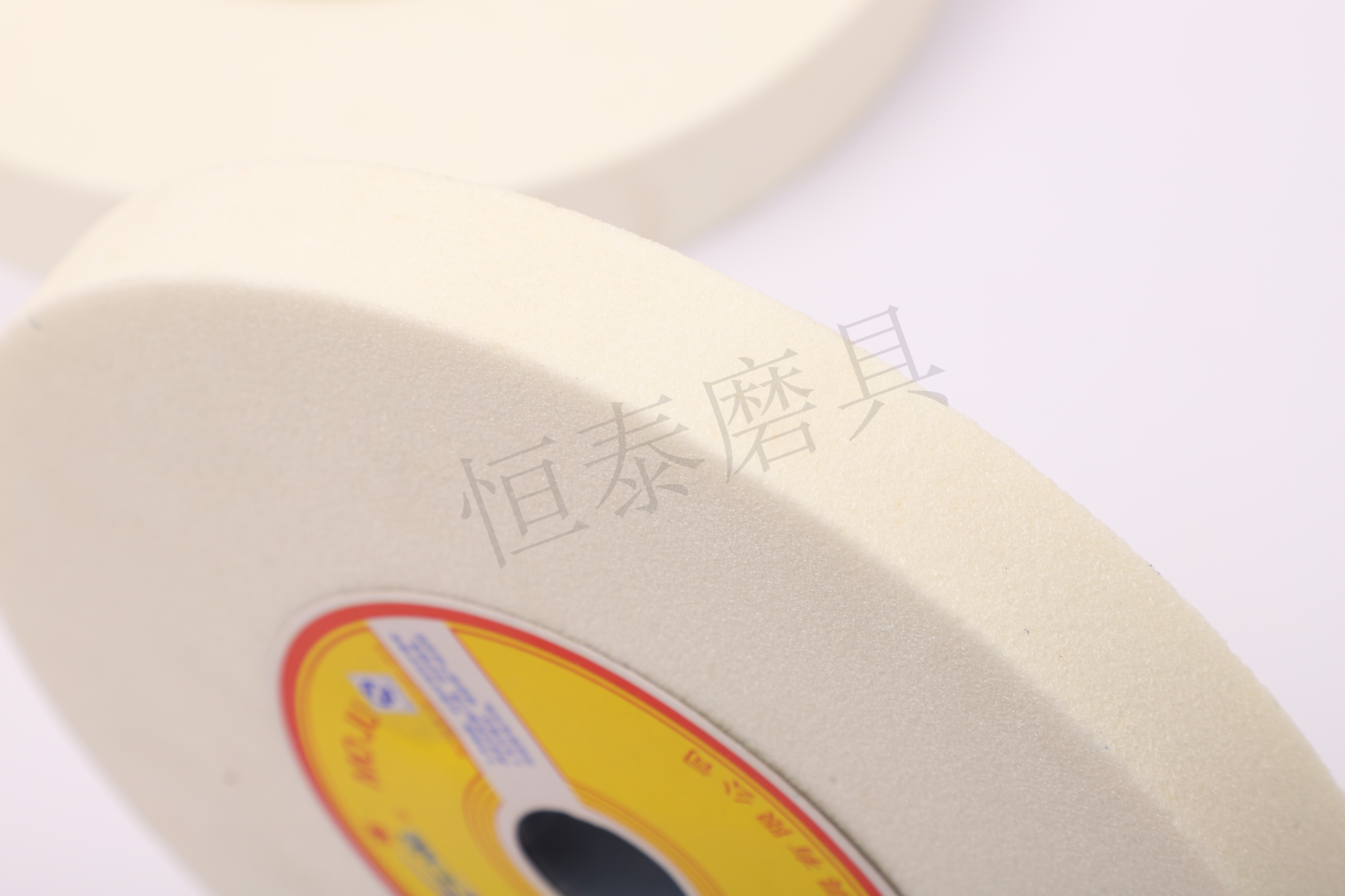 White Aluminium(minimum) (3)