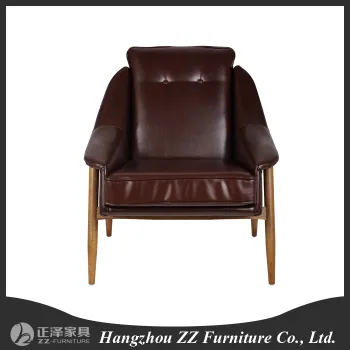 Graceful Dining chair with armrests