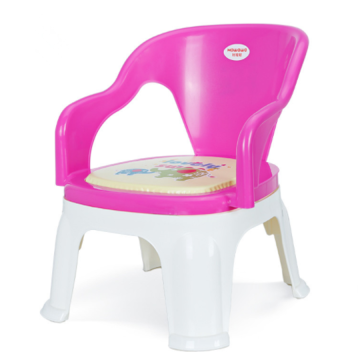 Plastic safety chair for child