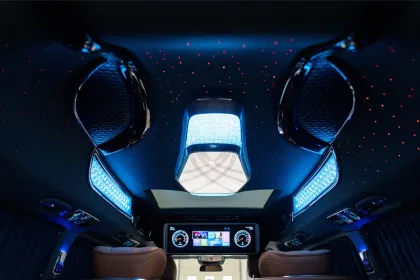 Luxury Mercedes Benz V260L MPV