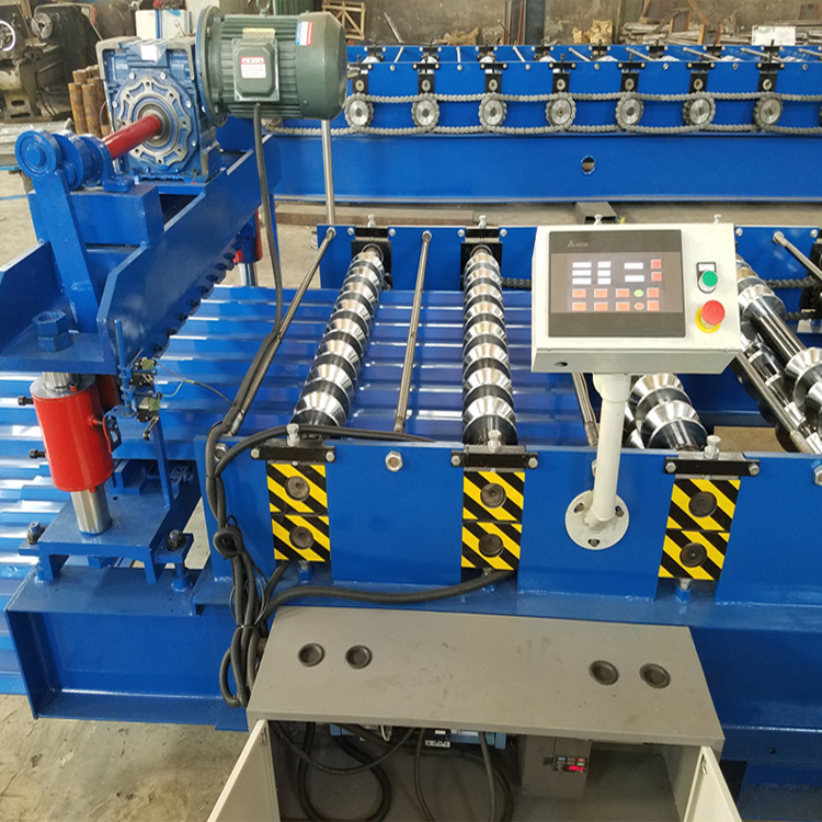 panel roll forming machine