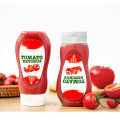 Bbq ketchup sos uchun plastik tarqatish idishini siqib chiqaradi