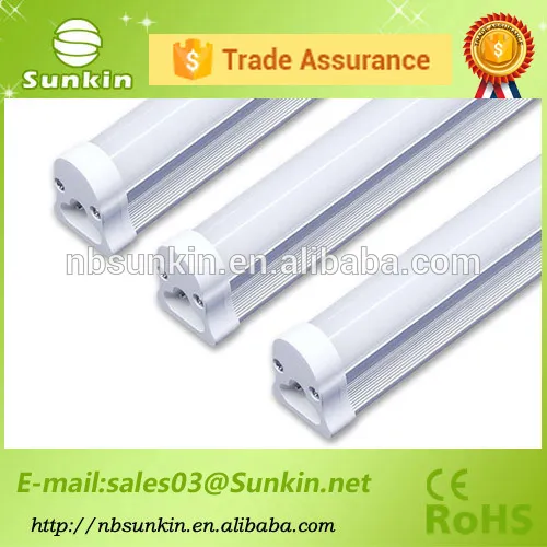 CE ROHS Factory 1040~1080m/w CRI>80 T5 T8 Led Tube light with 2 years warranty