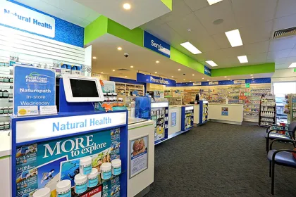Customized Medical Store Furniture and Display Racks for Sale