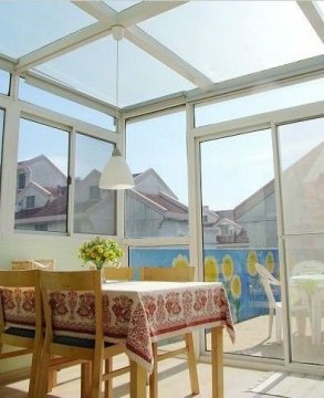 Low-e glass for commercial building glass