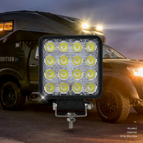 12 વી 24 વી કાર એલઇડી વર્ક લાઇટકાર હેડલાઇટ વોટરપ્રૂફ સ્ક્વેર Auto ટો લાઇટિંગ ટ્રેક્ટર road ફરોડ ફોર્કલિફ્ટ હેવી ડ્યુટી વર્ક લાઇટ