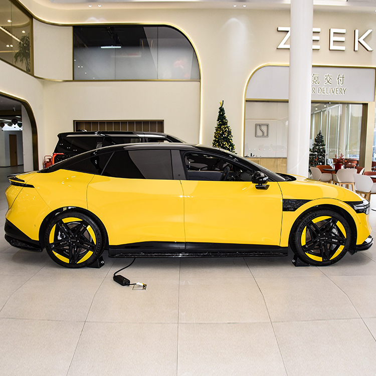 ZEEKR 007 New Stock Luxury EV Zeekr Pure Electric 2WD or 4WD SUV/Sedan/MPV From China New Energy Vehicles4