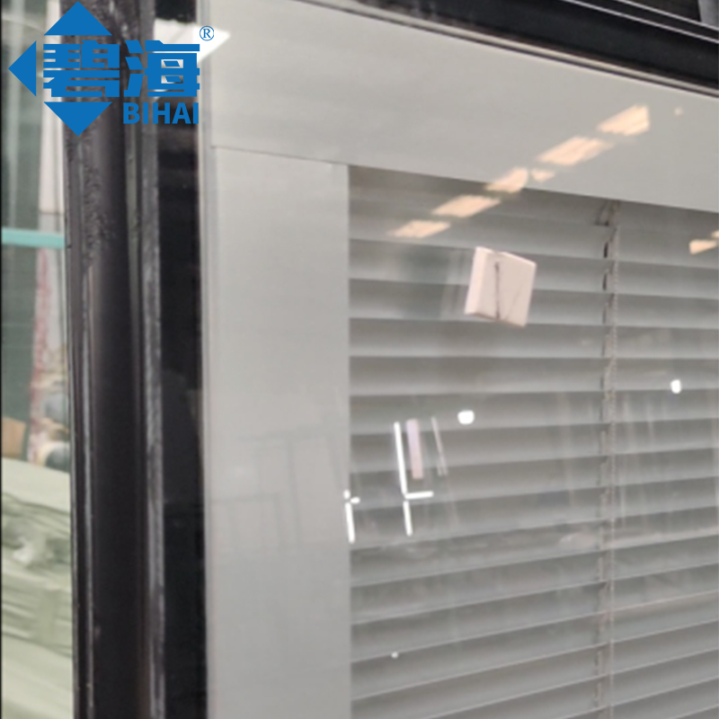 Vidrio con persianas huecas con aislamiento térmico para edificios