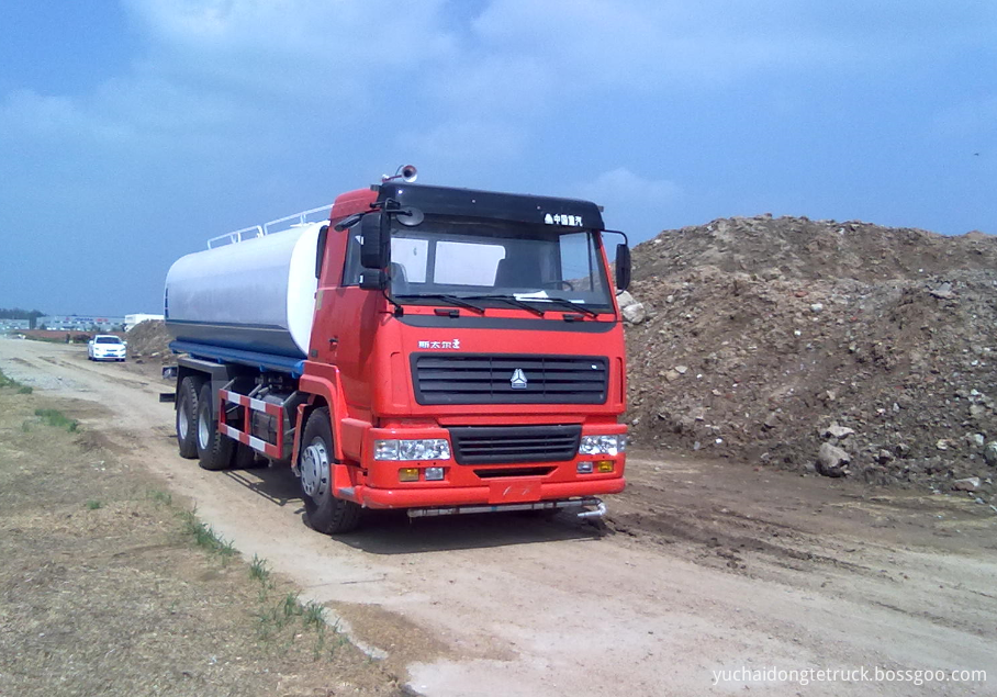 STEYR KING 6x4 25000 liters water truck