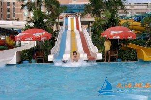 Outdoor 3 Lane Rainbow Toddler and Adults Fiberglass Water 