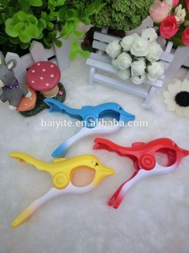 Hot sell dolphin beach towel clips