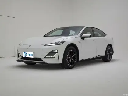 2025 Shenlan SL03 and Changan Deepal SL03 Hybrid Electric Sedans