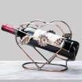 Iron art heart-shaped wine display rack