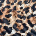Tessuto in poliestere con stampa leopardata increspata