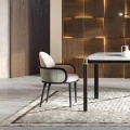 Moderne luxe aanpasbaar leer- of stoffen eetkamerstoel met Aimrest Soild houten frame