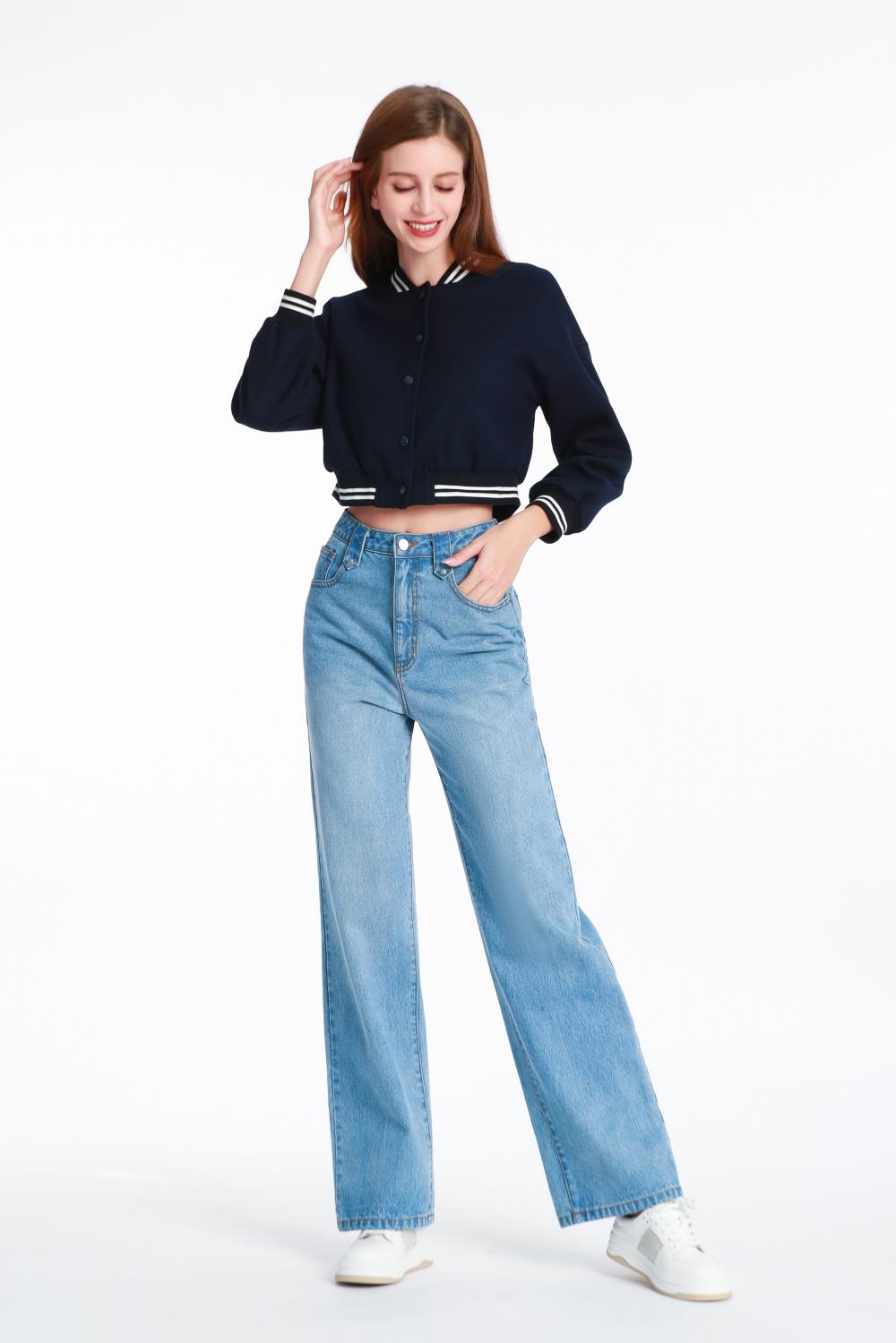 Pantaloni a gamba retta in denim azzurro