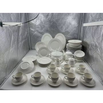 Convenient ceramic tableware for use