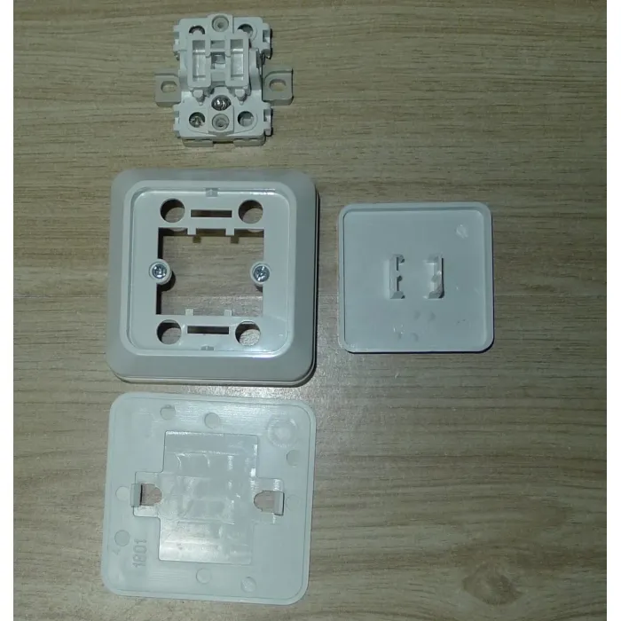 Sakelar Pemasangan Permukaan Gaya Eropa S1002