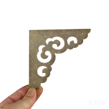 Factory Supply Large Brass Rustless Good Quality Flat Metal Corner Protectors