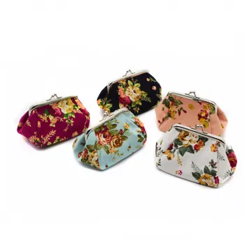 Vintage Floral Clasp Coin Purse and Beauty Hasp Wholesale Handbags: Fun and Stylish Accessories