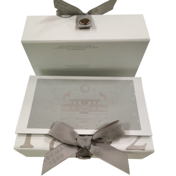 Cosmetics Paper Box with metal ribbon handle