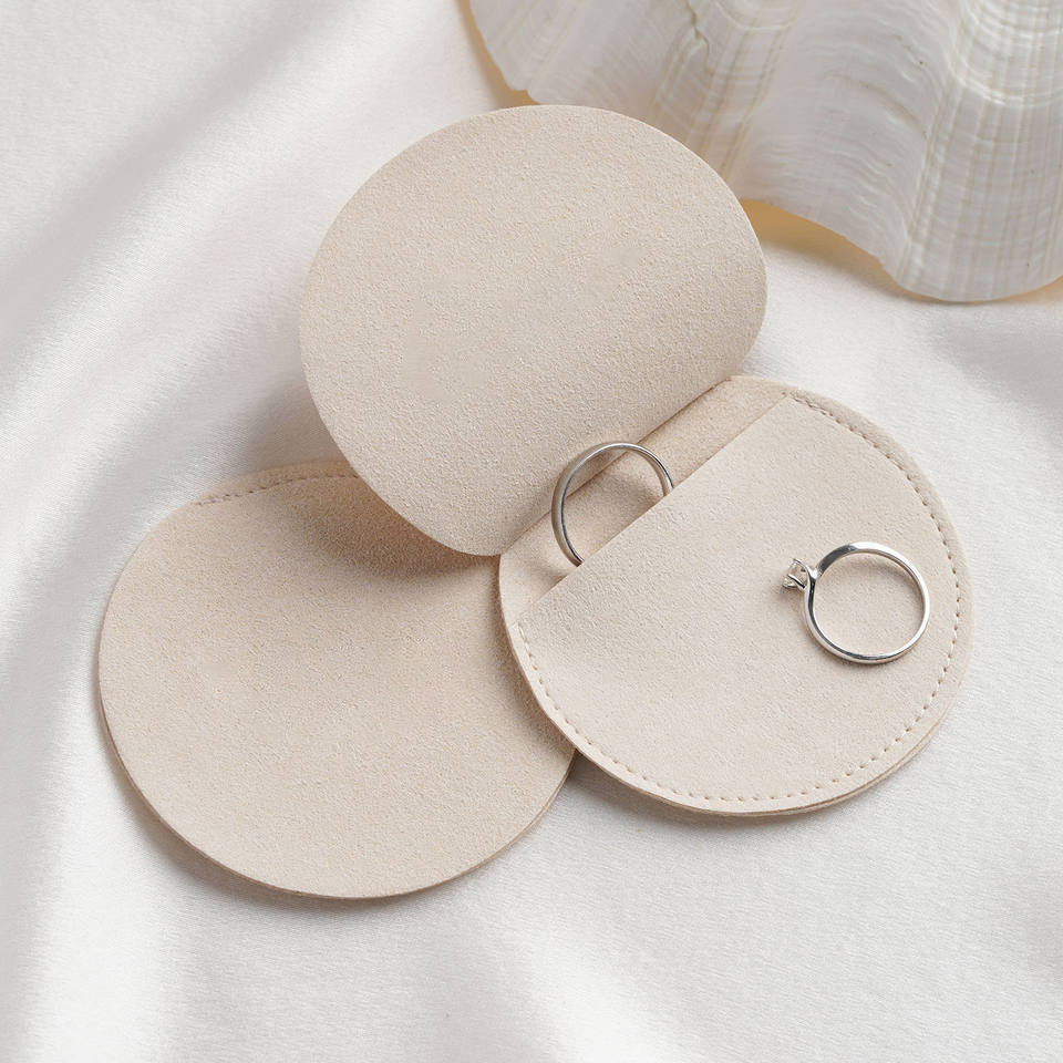 Round Velvet Jewelry Pouch with Plush Interior