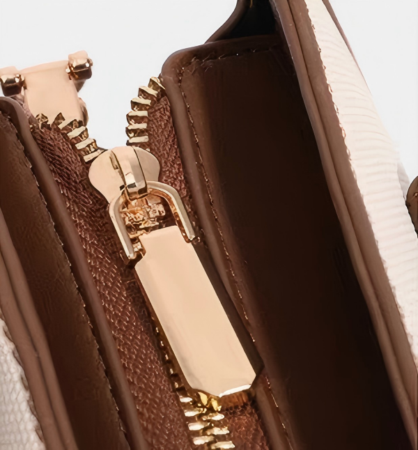 맞춤형 여성 자수 핸드백 Customized women's embroidered handbag