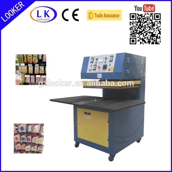 Plastic clamshell packaging machine