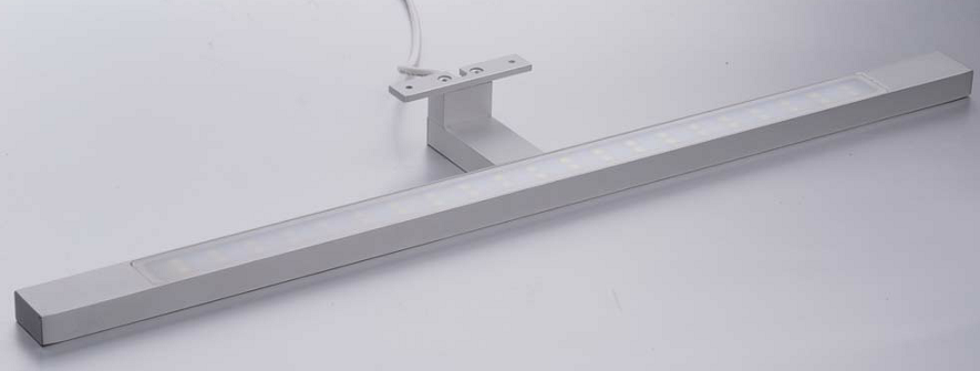 9.6W Watt light on Mirror