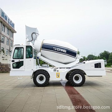 High Efficiency 33M Self-Loading Concrete Boom Pump with Mixer