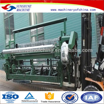 Low price 100g 130g 160g fiberglass mesh machine for wall / construction