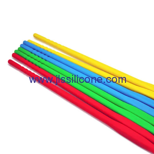 Soft And Food Contact Silicone Chopsticks In Short Size 