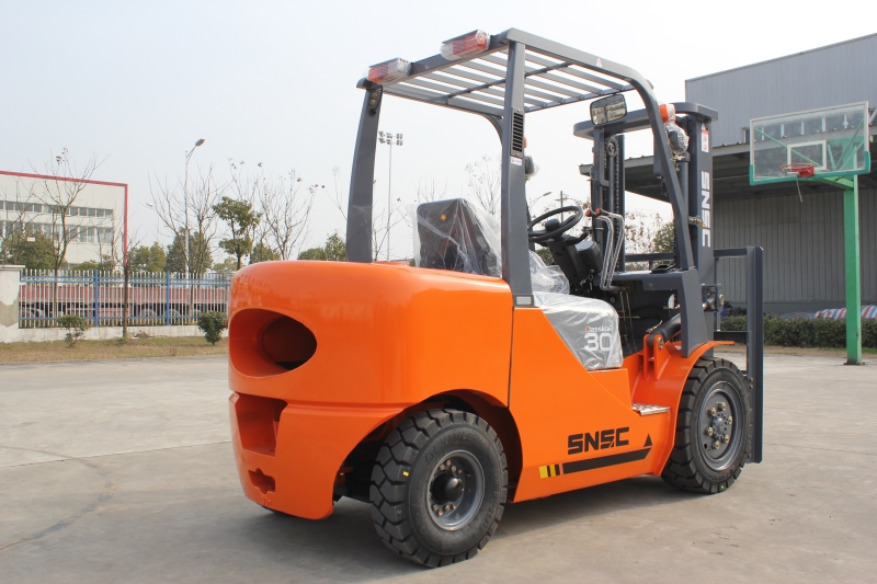 3Tons Diesel Fork lift